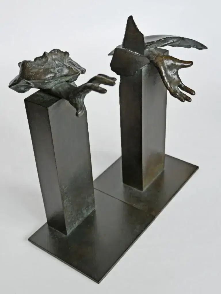 Deux mains gauches, bronze – Edith Lafay sculpture, Mains Edith Lafay sculpture, Mains - Deux mains gauches, bronze
